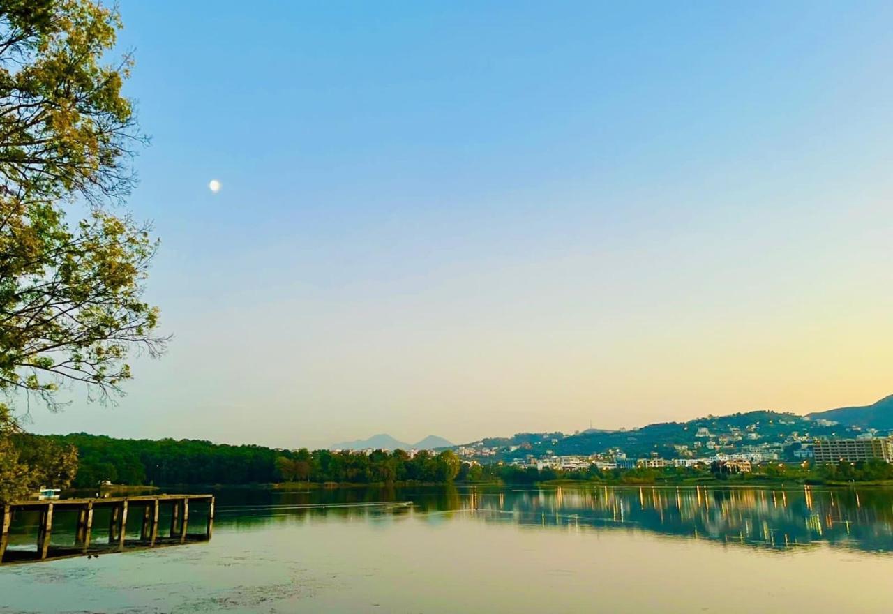 Lake Escape - Home 2 Tirana Exteriör bild